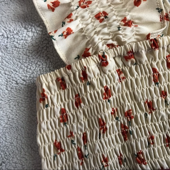 Need Supply Farrow Bridges Smocked Floral Top S - Picture 5 of 9